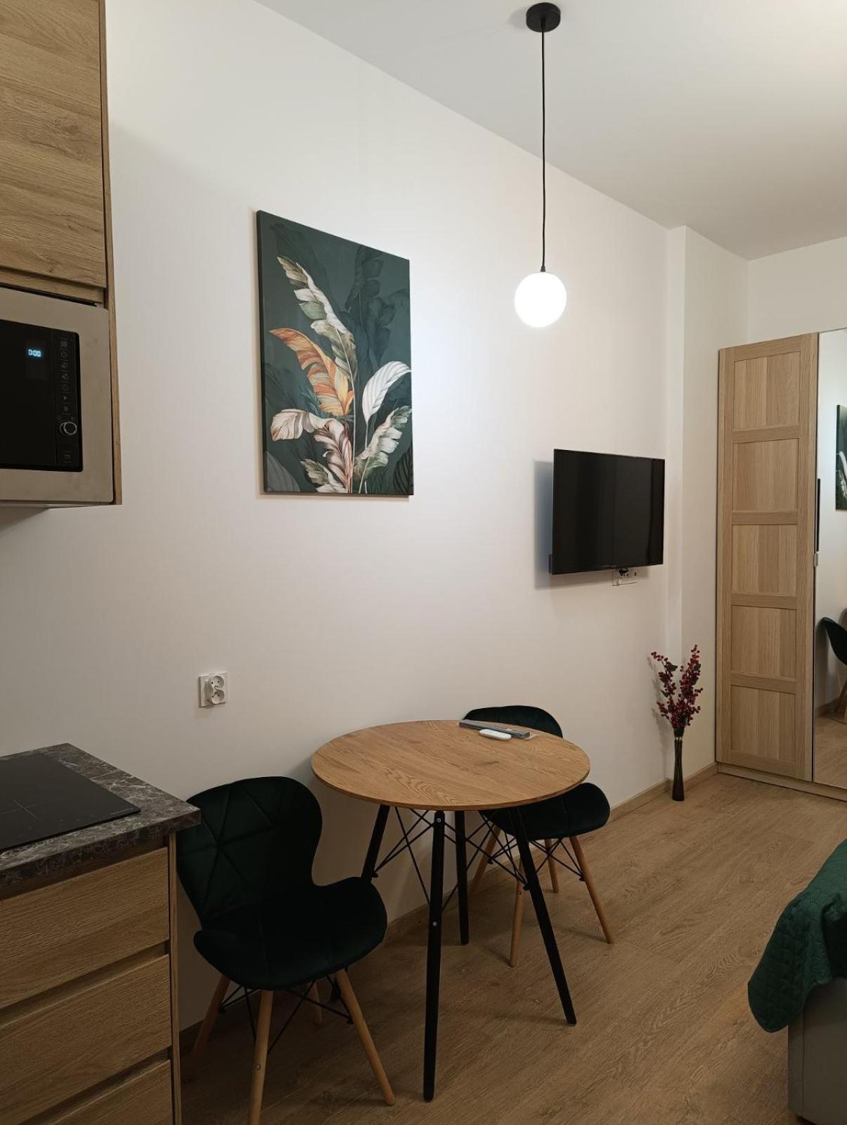 Mh Apartments Rzeszów Buitenkant foto